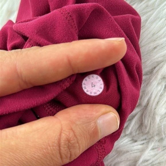 Lululemon Align Crop *21" Ruby Red - Picture 3 of 5